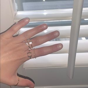 5 rings never been worn!